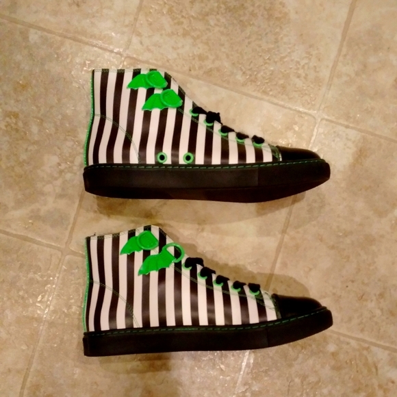 Strange Cvlt Striped Beetle Sneakers - Picture 4 of 8